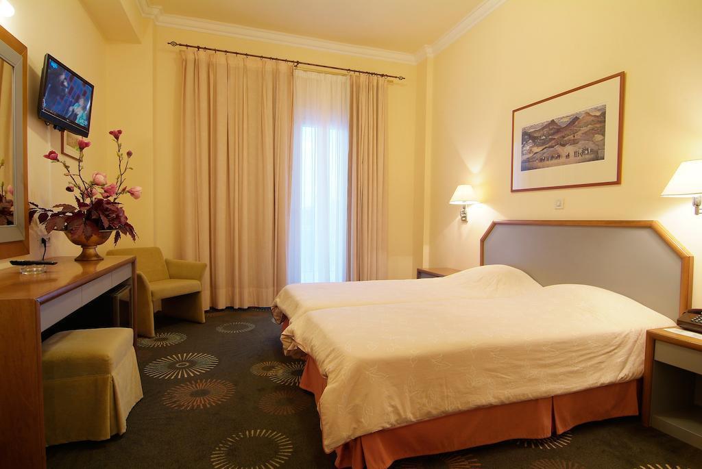 Hotel Kalafati Itea Eksteriør billede