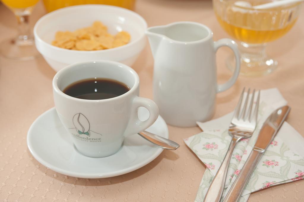 Hotel Kalafati Itea Eksteriør billede