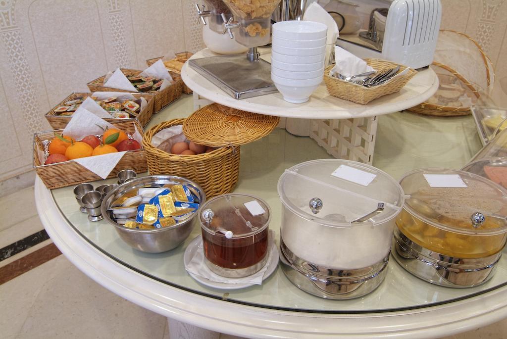 Hotel Kalafati Itea Eksteriør billede
